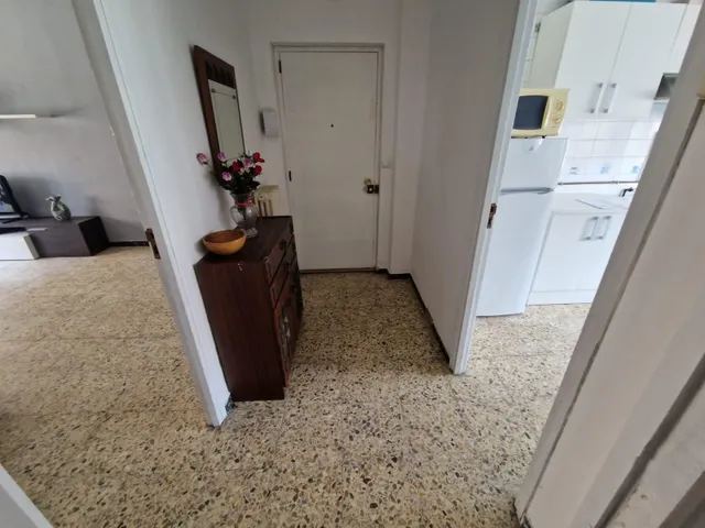 SE VENDE AMPLIO PISO DE TRES habitaciones EN VALENCIA DE DON JUAN, COCINA, SALÓN, BAÑO, DOS TERRAZAS — 10