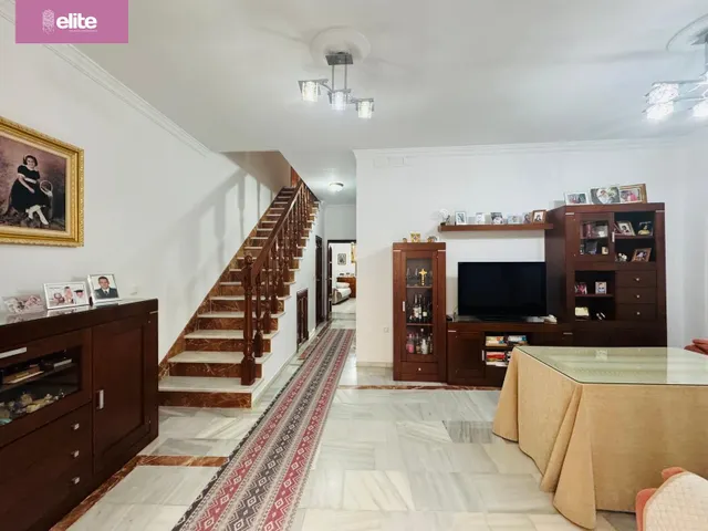 MAGNIFICA CASA EN EL CENTRO JEREZ — 3