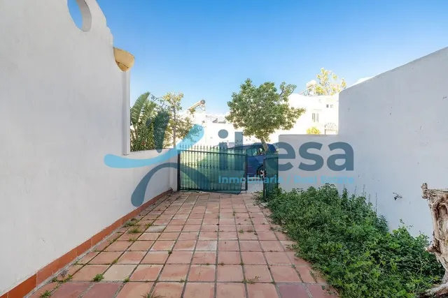 Venta de Casa Adosada en Marbella, Málaga. — 17