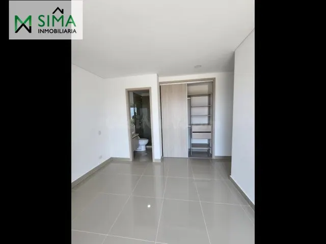 EN VENTA APARTAMENTO EN ZONA DE MANGA - foto 5