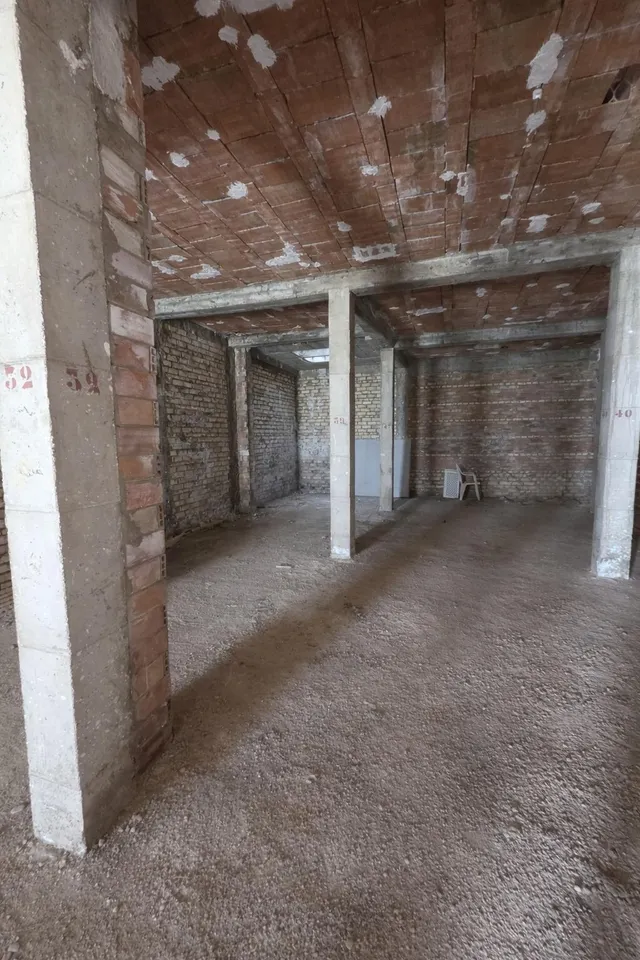 Local en pleno casco histórico junto a la corredera, con proyecto y licencia de obras para 2 viviendas — 13