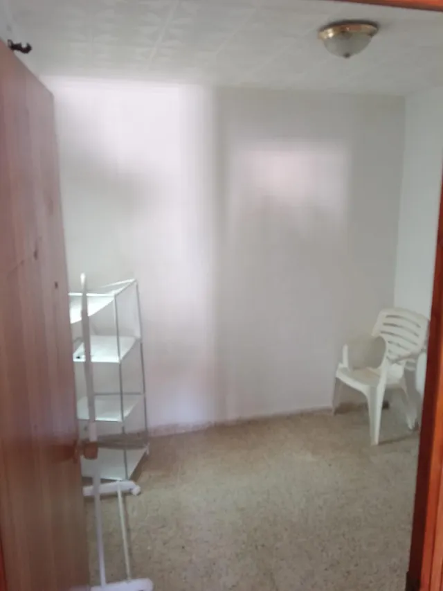 Gran bungalow en Torrevieja: 2 hab, 1 baño — 9