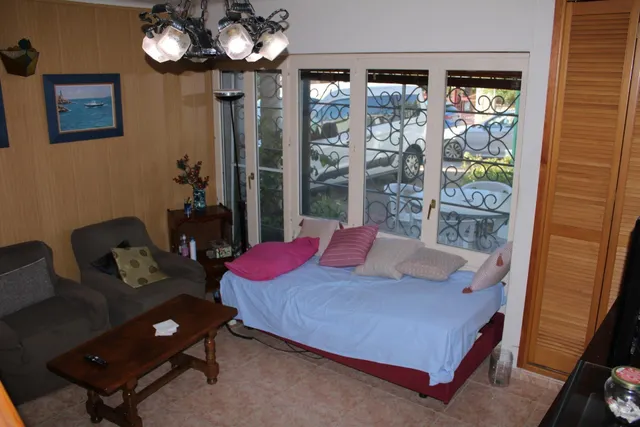 Encantador Chalet en Salou con Piscina y Jardín — 9