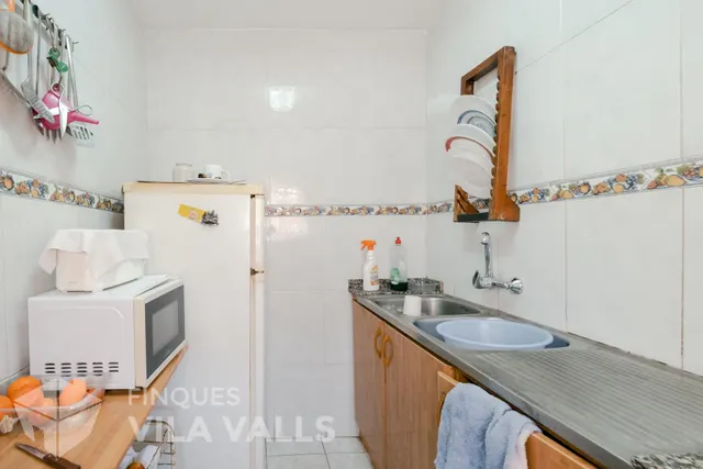 Granja con posibilidad de 2 vivendas.y 1 Ha de terreno — 17