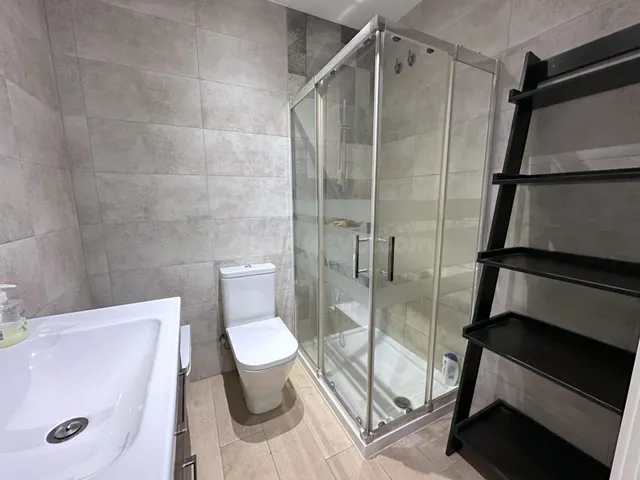 Amplia y Moderna Planta Baja Reformada en Marianao, Sant Boi de Llobregat — 3