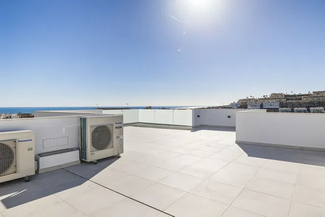 Chalet 6 habitaciones 325m² en venta - Riviera del sol — 50