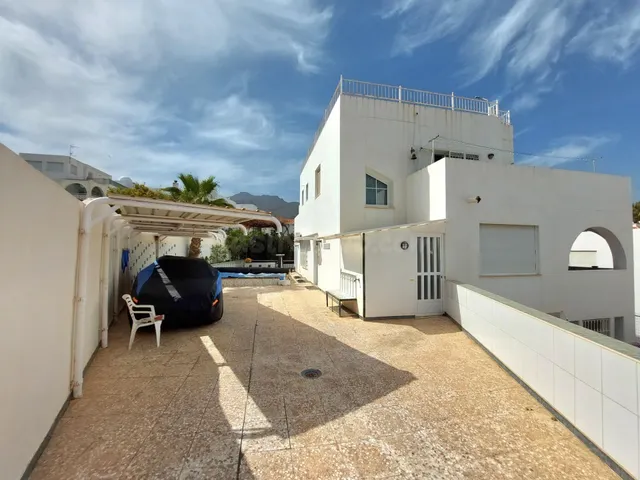 Chalet en venta con 3 apartamentos independientes en zona pu - foto 2