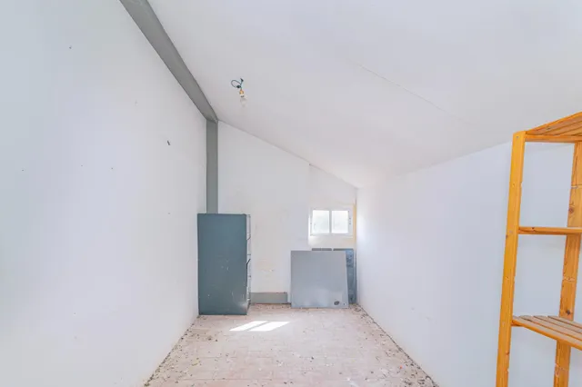 Chalet independiente en esquina en una zona muy buena de Huétor Vega — 42