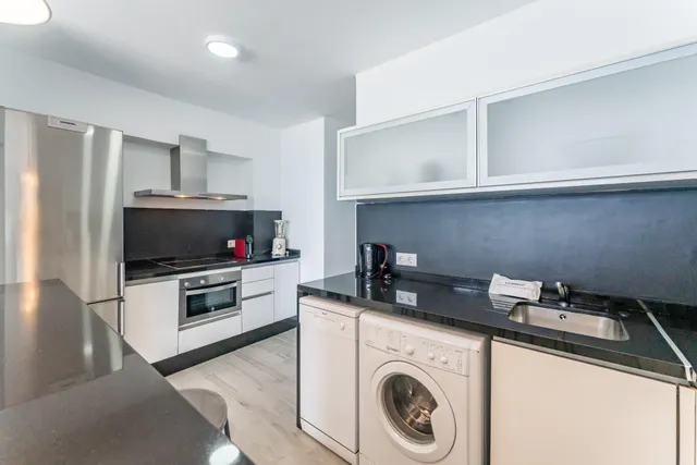 Cuatro apartamentos en Avenida del Sol, Benalmádena Costa — 20