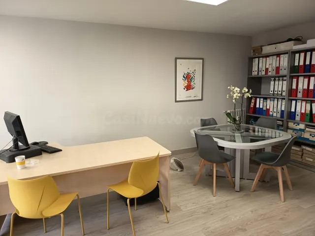 MONCASA VENDE Y ALQUILA oficina en el centro - foto 2