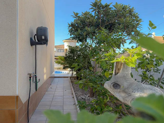Orihuela Costa! Impresionante Villa Mediterránea con generosa parcela y amplias terrazas + Solarium privado con increíbles vistas panorámicas — 15