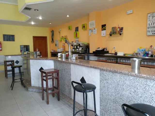 BAR RESTAURANTE ZONA POLIGONO TORAL DE LOS VADOS - foto 3