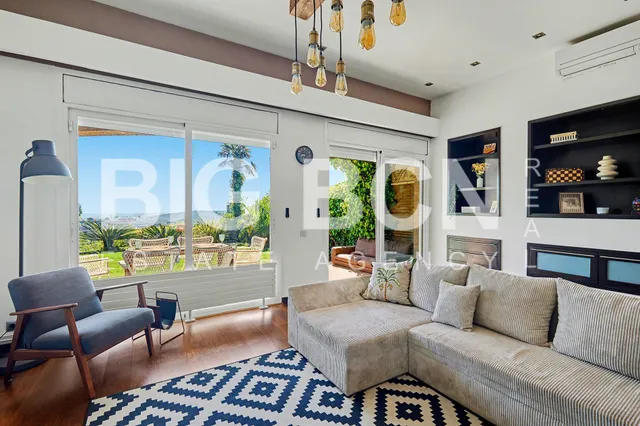 Exclusiva casa con vistas panorámicas — 14