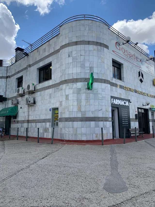 local comercial centro comercial las nieves - foto 3