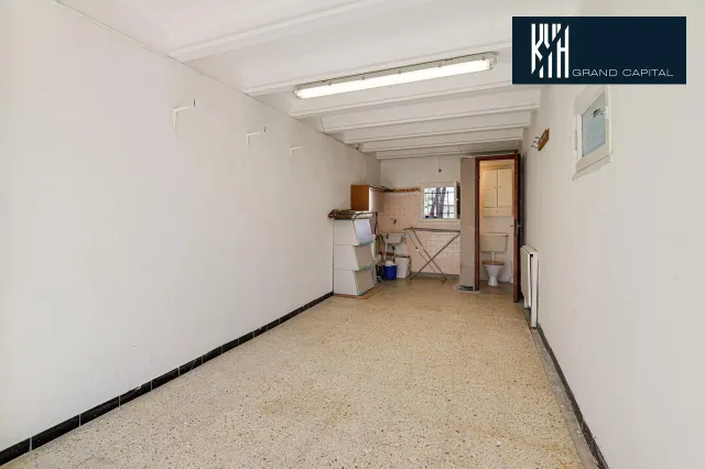 APARTAMENTO EN LA ESCALA — 32