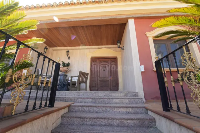 Villa de lujo en venta en Dehesa de Campoamor - foto 4
