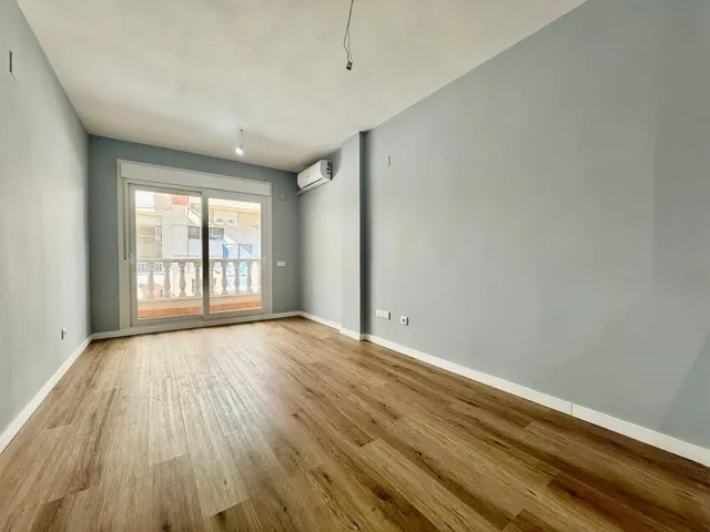 Apartamento Reformado a Estrenar a 50 Metros de la Playa de La Mata — 11