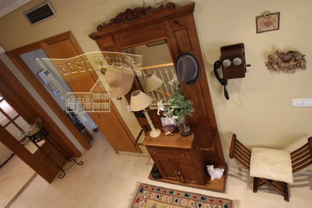 EXCLUSIVO CHALET ESQUINERO EN LA PATACONA — 15