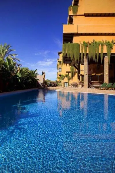 Gran Atico Duplex entre marbella y Estepona , lado playa 2º linea — 22