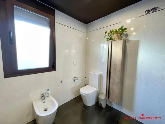 Exclusiva vivienda unifamiliar de 277 m2 junto a Avenida de Cádiz y PTS — 24