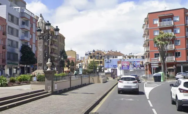 LA LAGUNA CENTRO- Tenerife – LOCAL de 264 M2 ideal para CAMB - foto 2