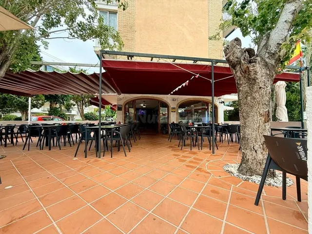 Local comercial en Venta en Denia Alicante — 2