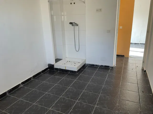 Casa con parcela en Los Balcones, Torrevieja. 5 dormitorios, 2 baños — 25