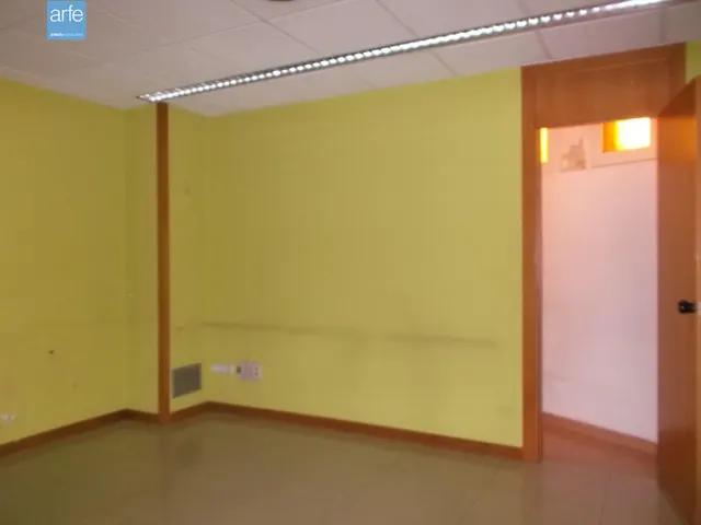 EDIFICIO EN VENTA EN MANRESA — 4