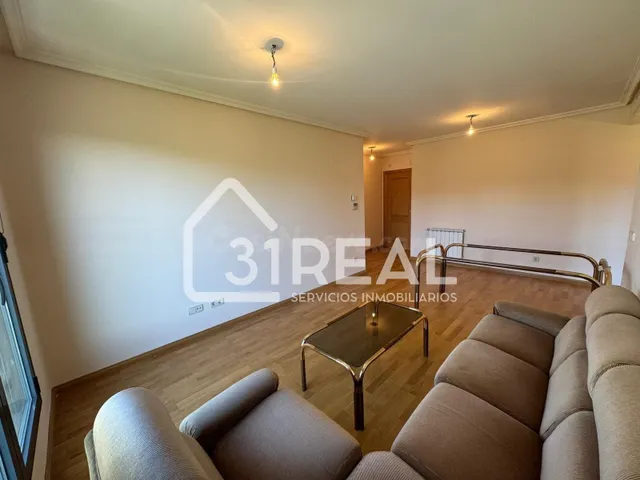 Piso en Urbanización con todas los servicios - foto 4