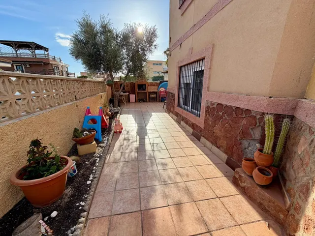 Chalet independiente junto a la playa en Costacabana – Almería — 6