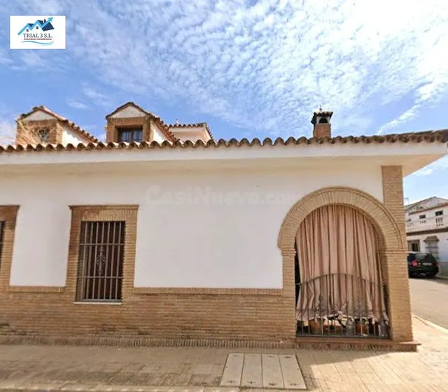 Venta casa en La Luisiana (Sevilla) - foto 2