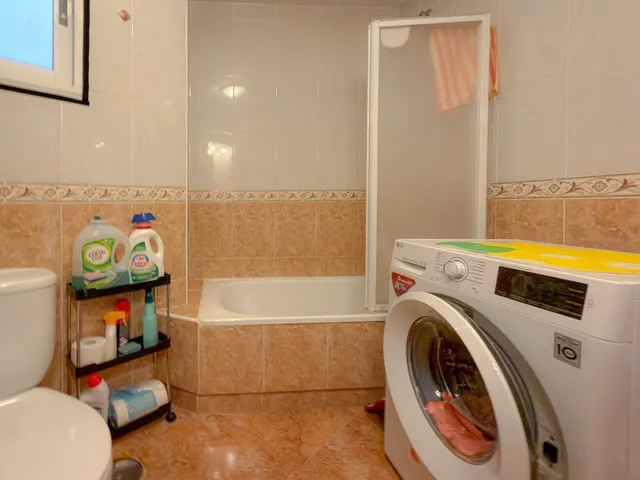 Centro! Encantador apartamento (Año 2003) con terraza confortable y vistas despejadas + 2 Piscinas comunitarias — 19