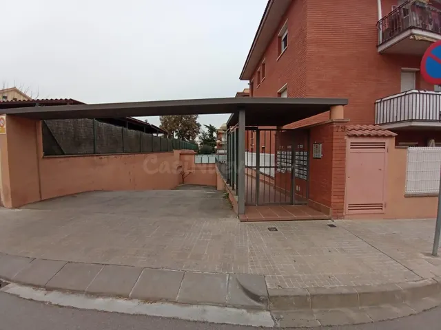 PLAZA DE PARKING EN CALLE RAMON LLULL SENTMENAT - foto 2