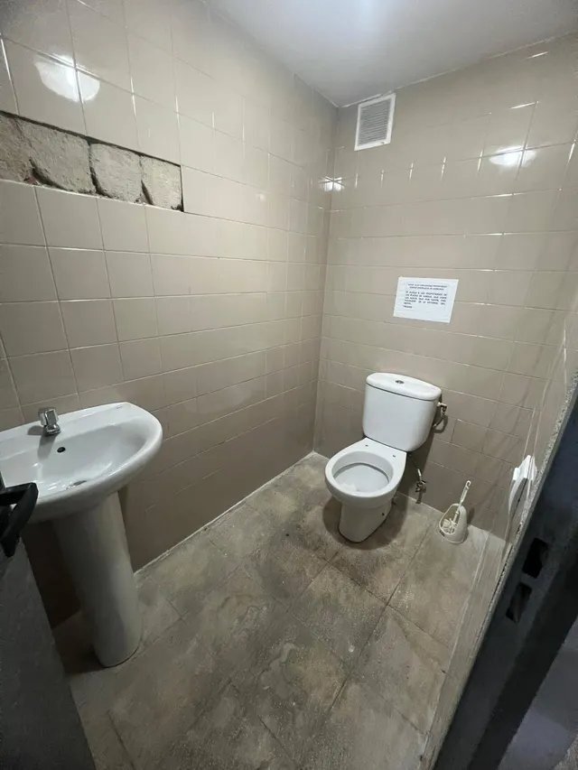 ¡Oportunidad única! Se vende plaza de garaje y de fácil maniobra con excelente ubicación — 15