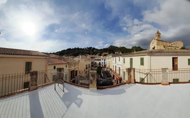 Casa señorial con algunas reformas pendientes - foto 3