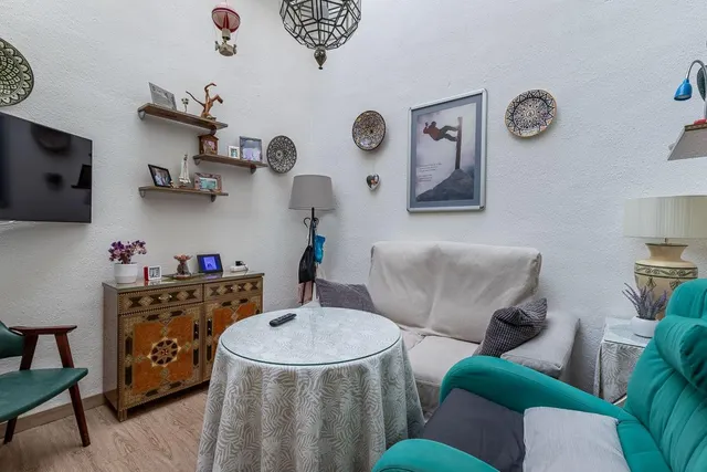 Fantástica casa en bola de oro — 11