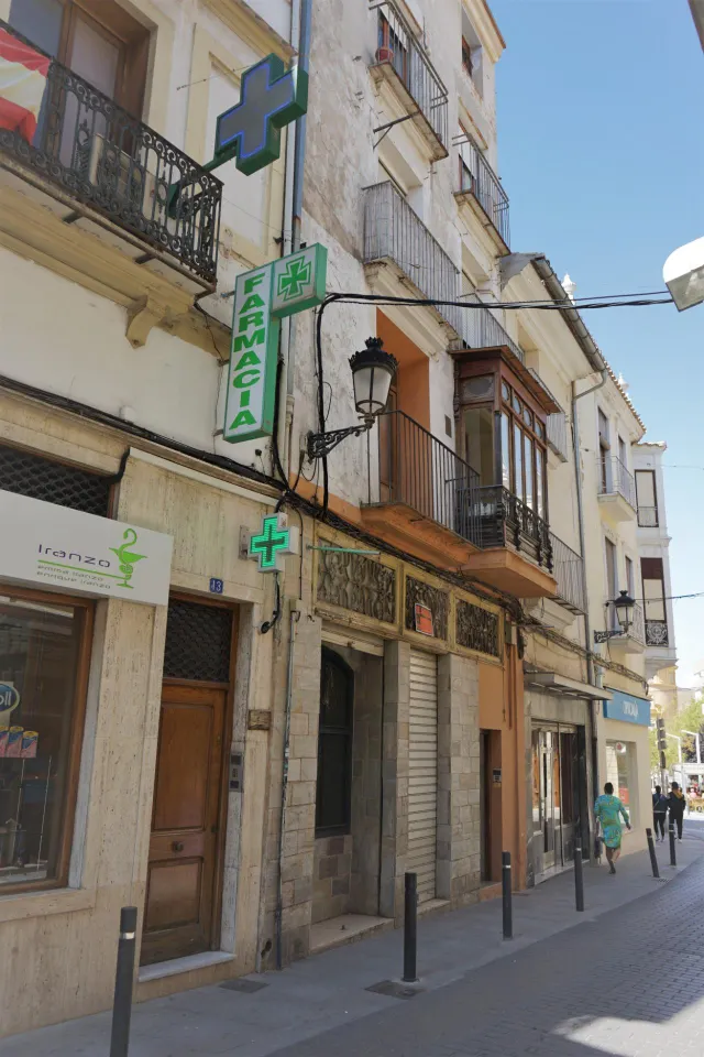 Piso en pleno centro de Requena, listo para entrar a vivir — 20