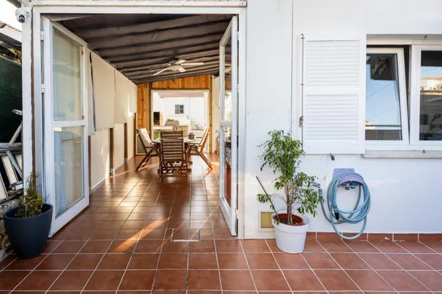 Chalet Semi Adosado. Piscina y Jardín Privados. — 9