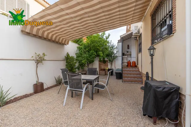 Casa pareada con 4 dormitorios en Otura. — 17