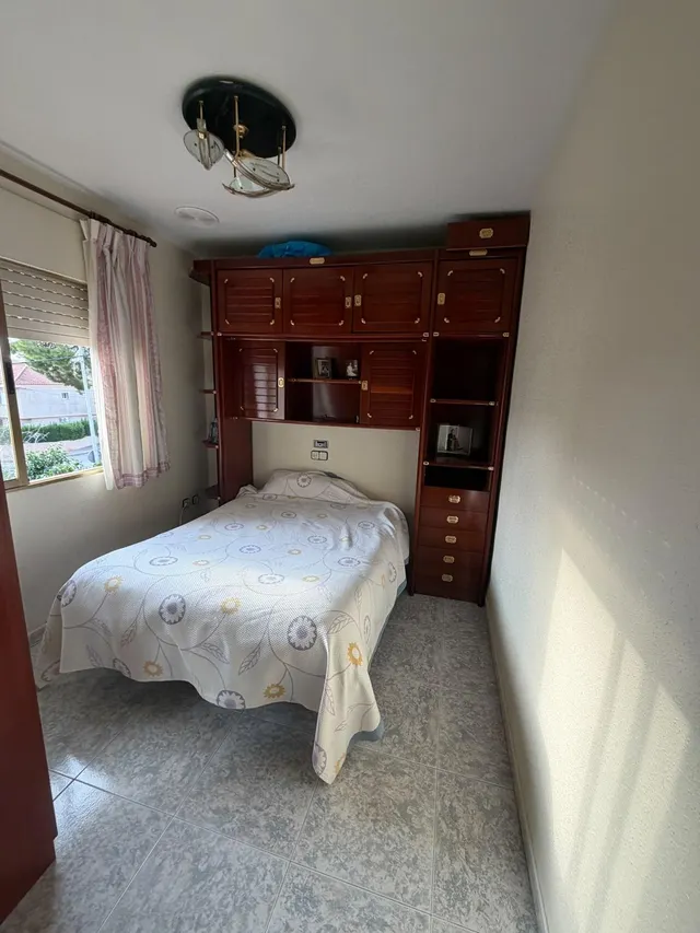 CASA INDEPENDIENTE EN EL ESTRECHO DE SAN GINÉS – 290 m2 – 5 DORMITORIOS – 4 BAÑOS — 12