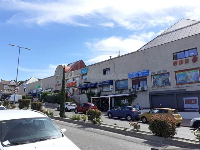 Venta local comercial en Las Rozas de Madrid - foto 5