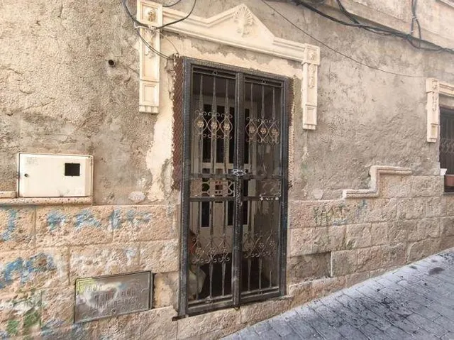 SE VENDE casa adosada OKUPA en C Poza 5 de Lorca - foto 3