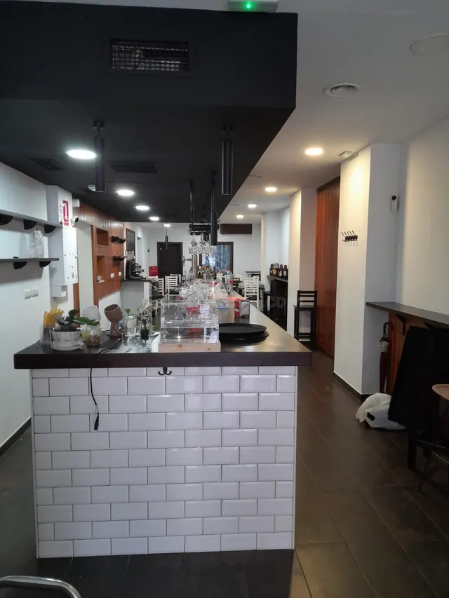 Venta de Local Comercial en Estepa. Negocio para empezar tu 