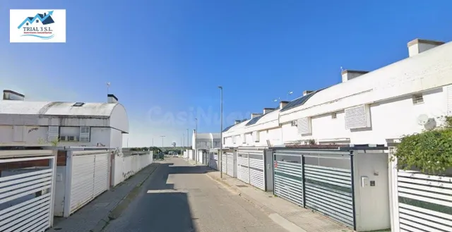 Venta de Casa en Almensilla — 2