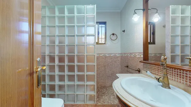 UNICA Y EXCLUSIVA VIVIENDA — 37