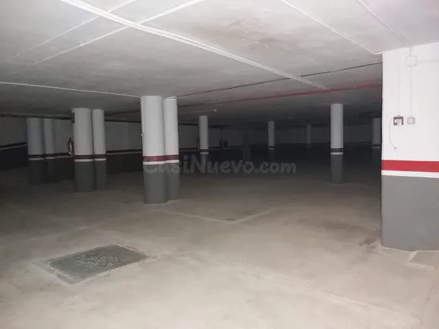 Garaje 32m² en alquiler - Barrio del Pilar - foto 5