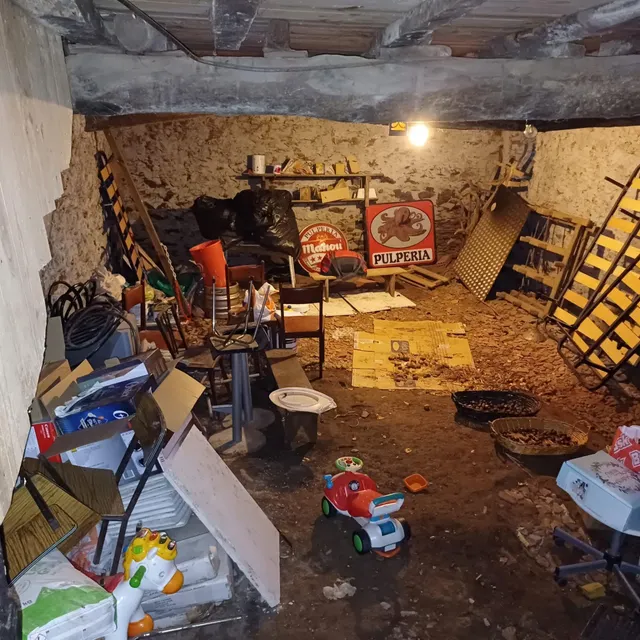 SE VENDE CASA DE ALDEA EN ARZUA PARA REFORMAR — 29