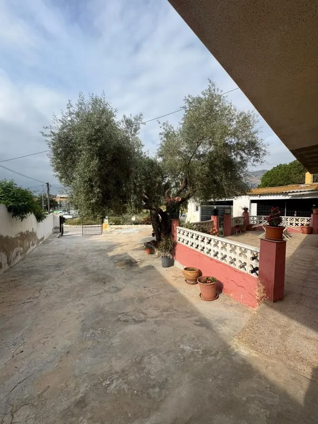 Casa 8 habitaciones 350m² en venta - Orihuela Ciudad — 8