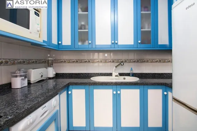 Magnifica vivienda con garaje en vergeles, junto a palacio de deportes — 6