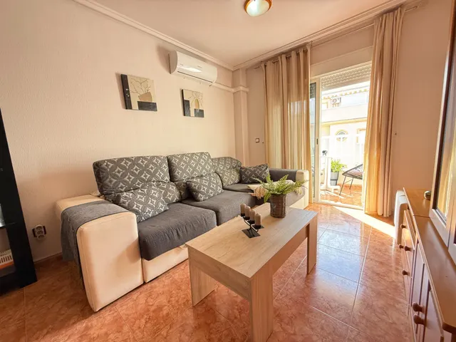 Apartamento de 2 dormitorios con orientación sur y garaje a 650 metros de playa del cura!!!!! — 11